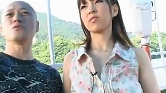 Mashiro, Uma Beleza Asiática Travessa, Desfruta De Sexo Público Ao Ar Livre