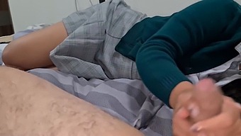 Gravação Amadora De Sexo De Uma Estudante Universitária Mexicana Com Preferências De Beber Porra
