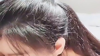 Escravo Amante De Esperma Se Submete A Garganta Profunda Extrema E Algemas Na Boca