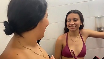 Nos Entregamos A Beijos Apaixonados Com A Irmã Do Meu Amigo E Comigo Antes De Irmos Para A Piscina