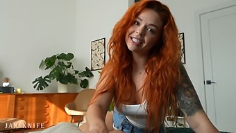 Sinatra Monroe Berambut Merah Ingin Membuat Rekaman Seks Untuk Pacarnya Yang Cuck